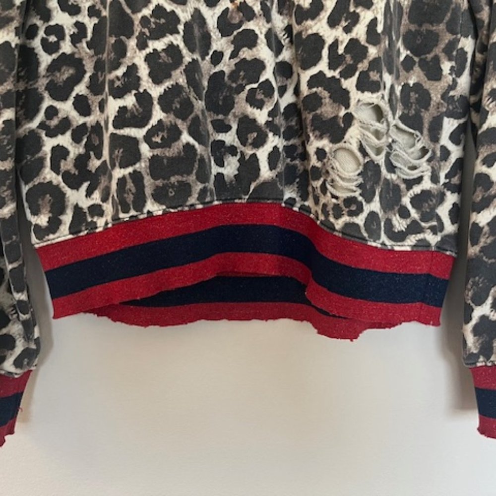 Pam & Gela animal leopard print distressed sweatshirt size Medium - Picture 3 of 5